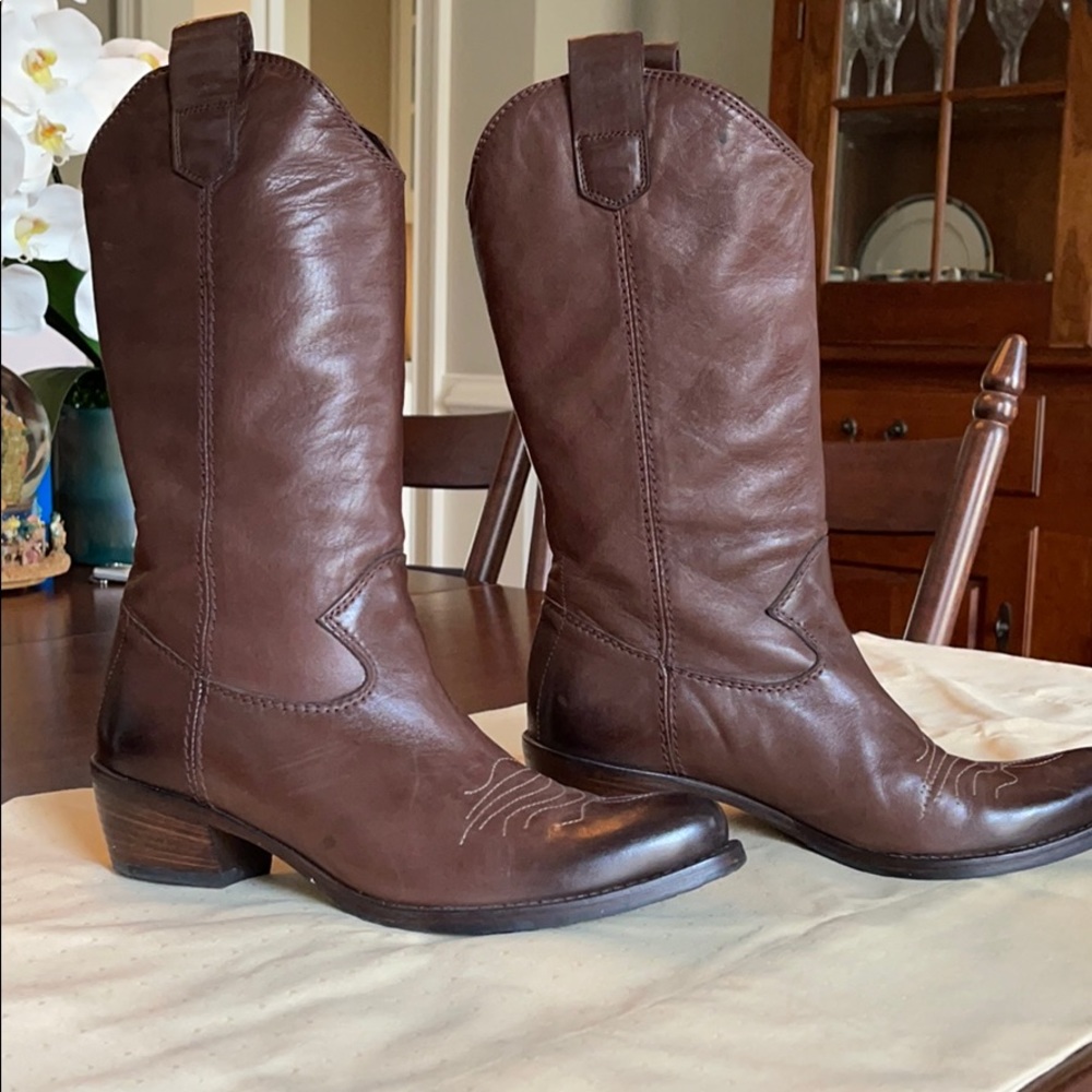 Alberto Fermani brown cowboy boots